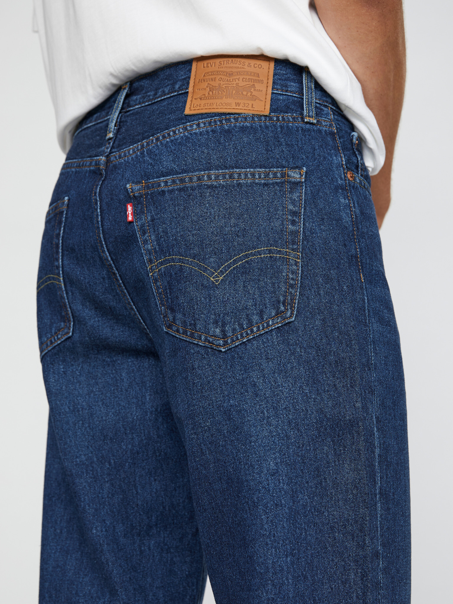 Levi's® Stay Loose Tapered Crop Jeans Albastru - Pled.ro