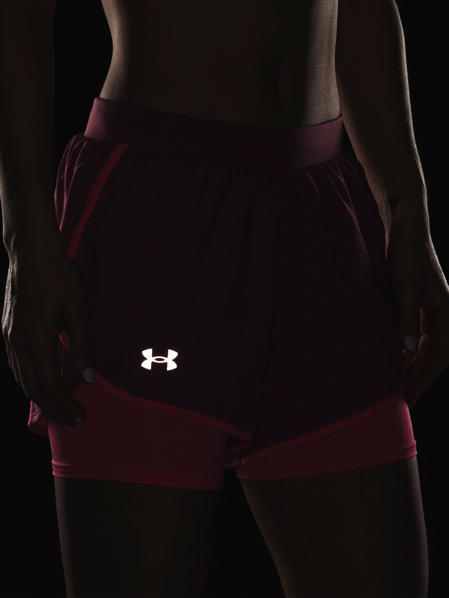 Under Armour UA Fly By 2.0 2N1 Pantaloni scurți Roz - Pled.ro