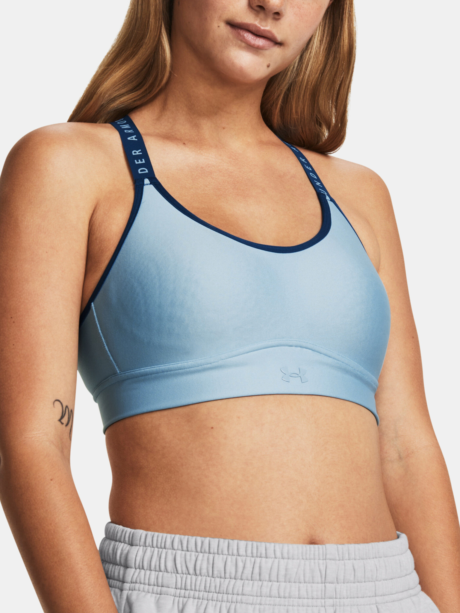 Under Armour UA Infinity Mid Covered Sport Sutien Albastru - Pled.ro