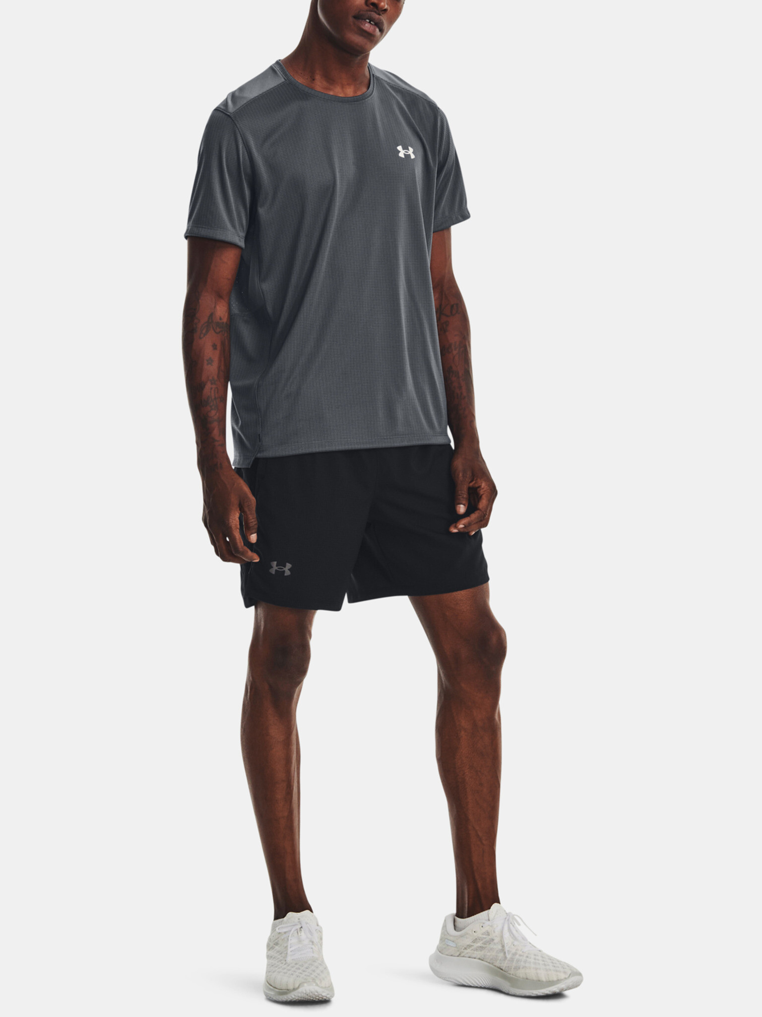 Under Armour UA Launch 7'' Graphic Pantaloni scurți Negru - Pled.ro