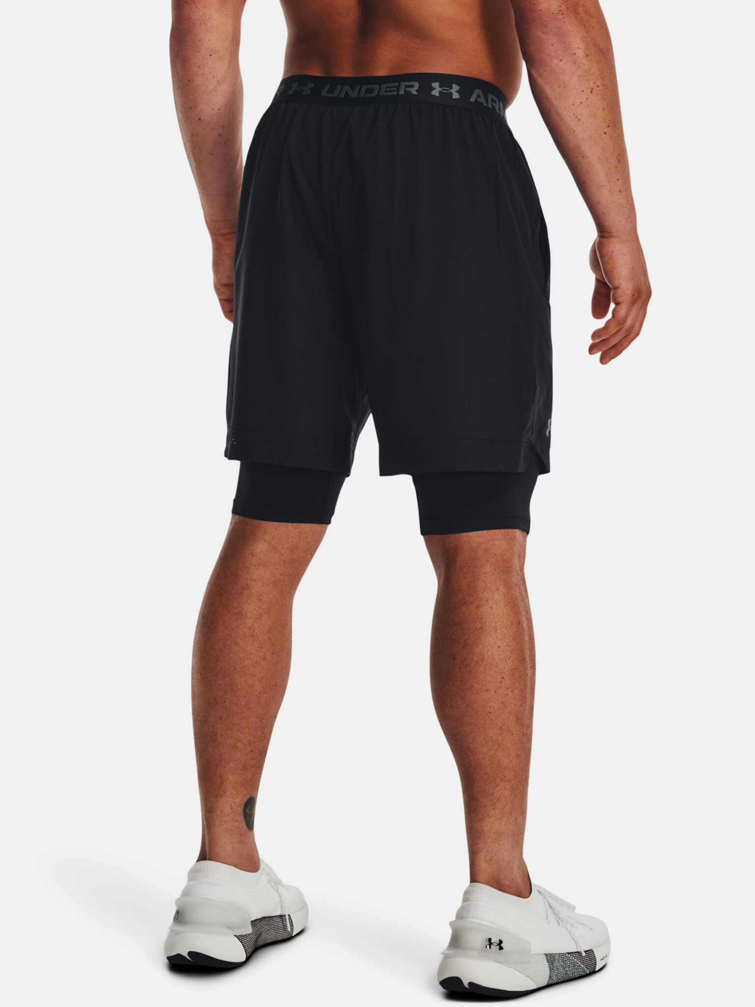 Under Armour UA Vanish Woven 2in1 Sts-BLK Pantaloni scurți Negru - Pled.ro