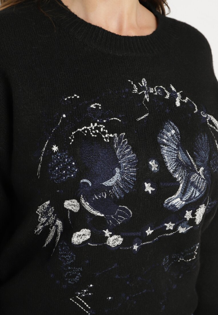 acajo Pulover Negru cu Broderie Decorativă în Față Minavira