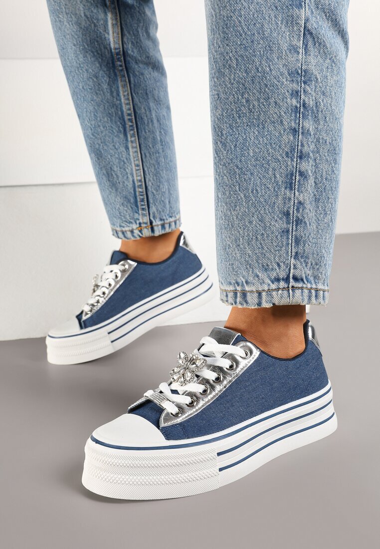  Adidași Albaștri pe Talpă Groasă Decorați cu Aplicație cu Fluture Hanathra