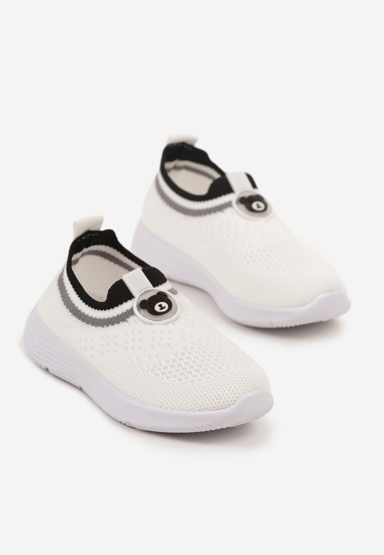  Adidași albi slip-on cu talpă plată cu aplicație decorativă Vloella