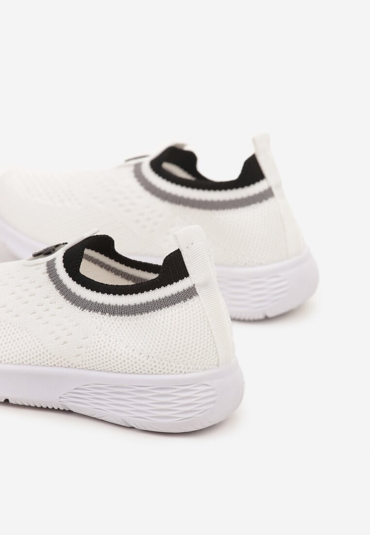  Adidași albi slip-on cu talpă plată cu aplicație decorativă Vloella