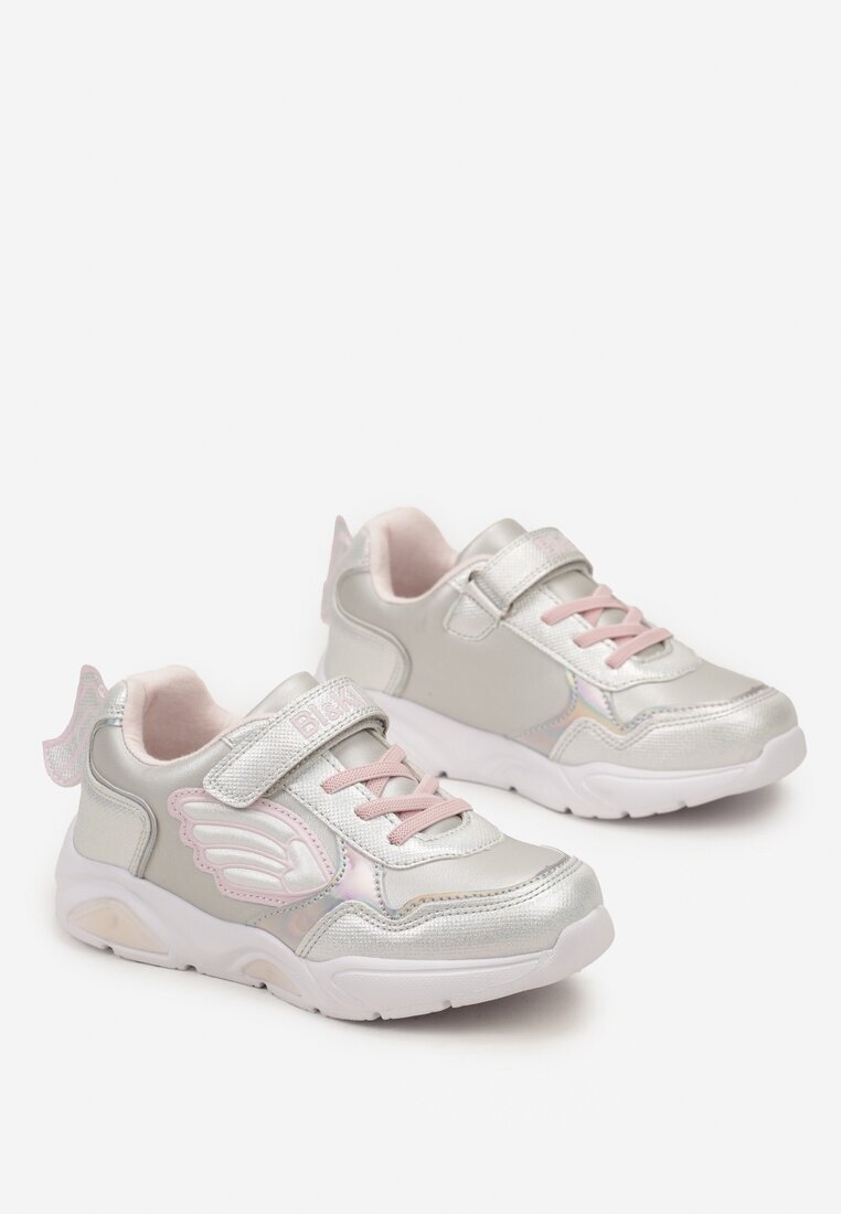  Adidași Argintii cu Talpă Iluminată și Inserții Decorative și Branț din Piele Renita