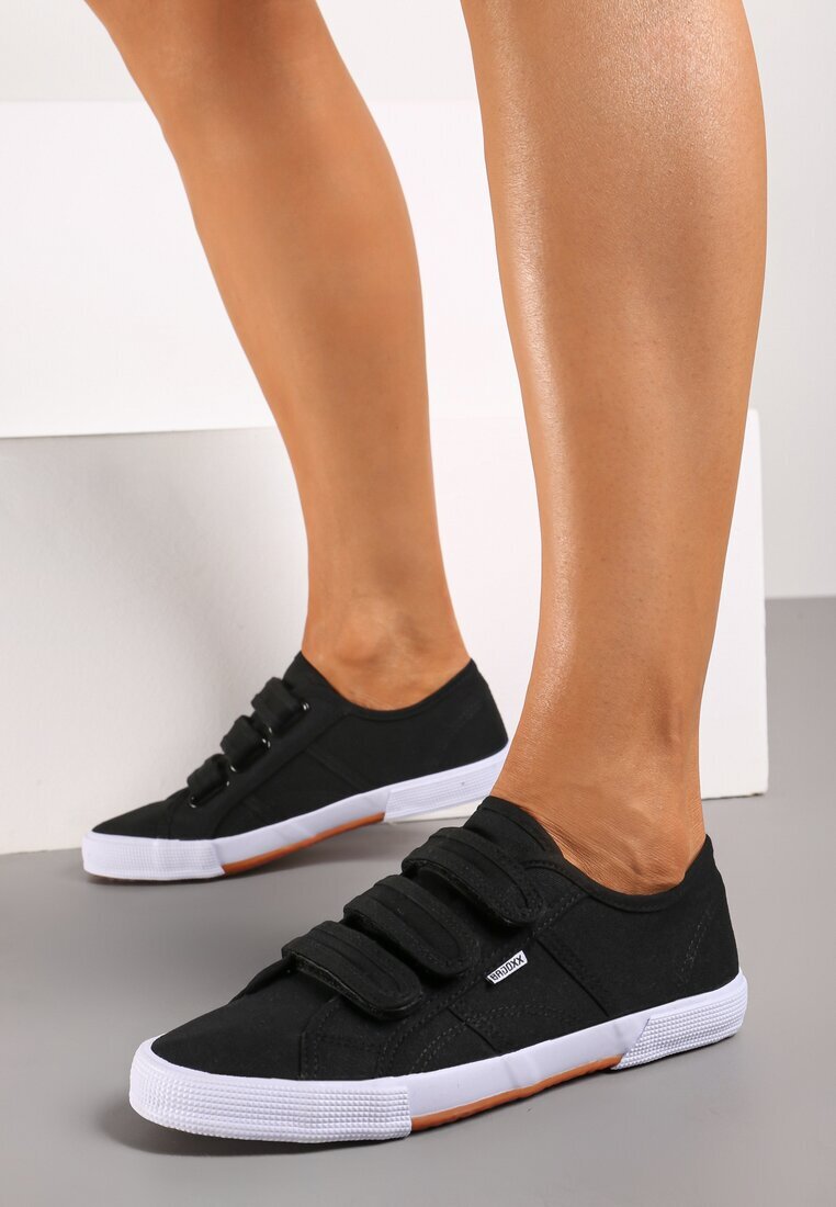  Adidași Negre Iranassa
