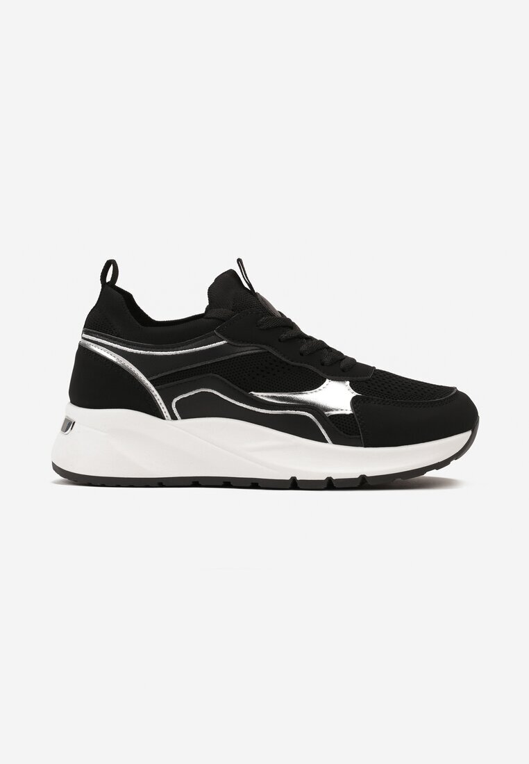  Adidași Negre pe Talpă Groasă cu Inserții Metalice și Șireturi Aelria