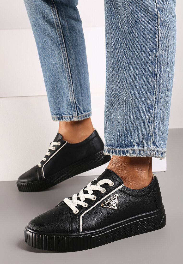  Adidași Negri Plati Din piele cu Aplicație Triunghi Labriene
