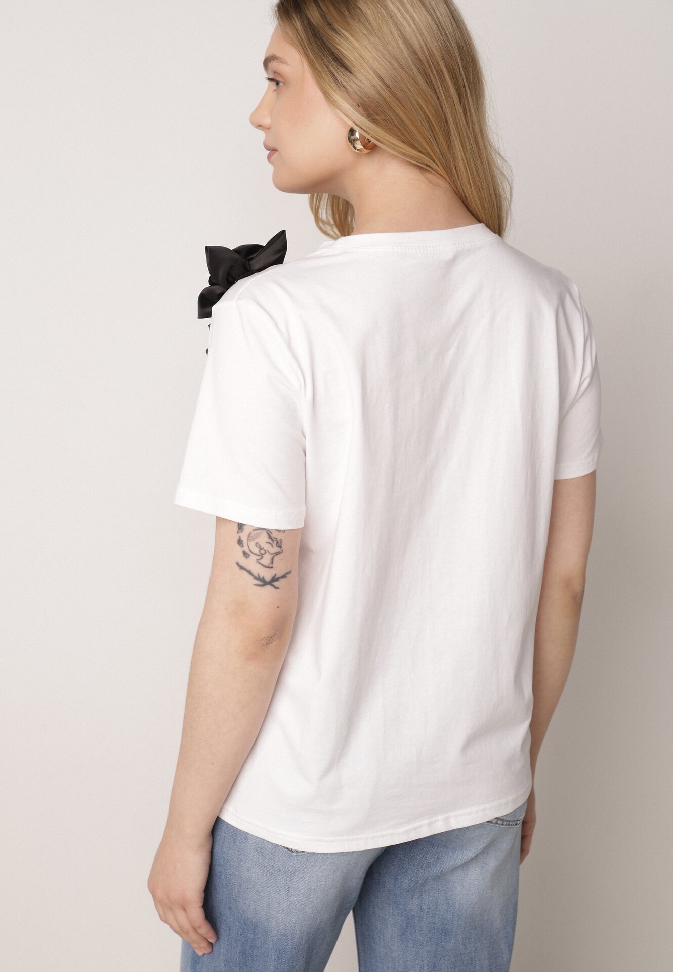 ambitionfly Tricou Clasic Alb-Negru din Bumbac Decorat cu Aplicație 3D în Formă de Flori Noebel