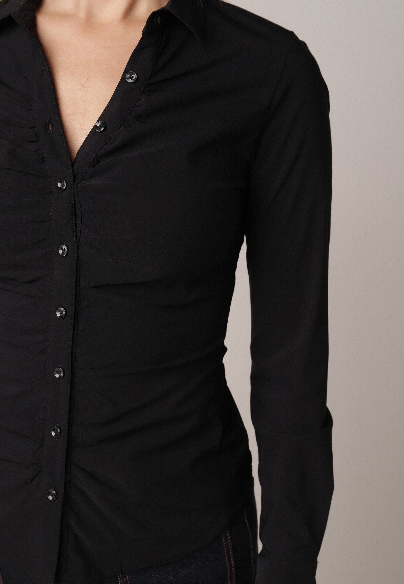 ann gissy Cămașă Neagră din Bumbac Decorată cu Volane Anixe