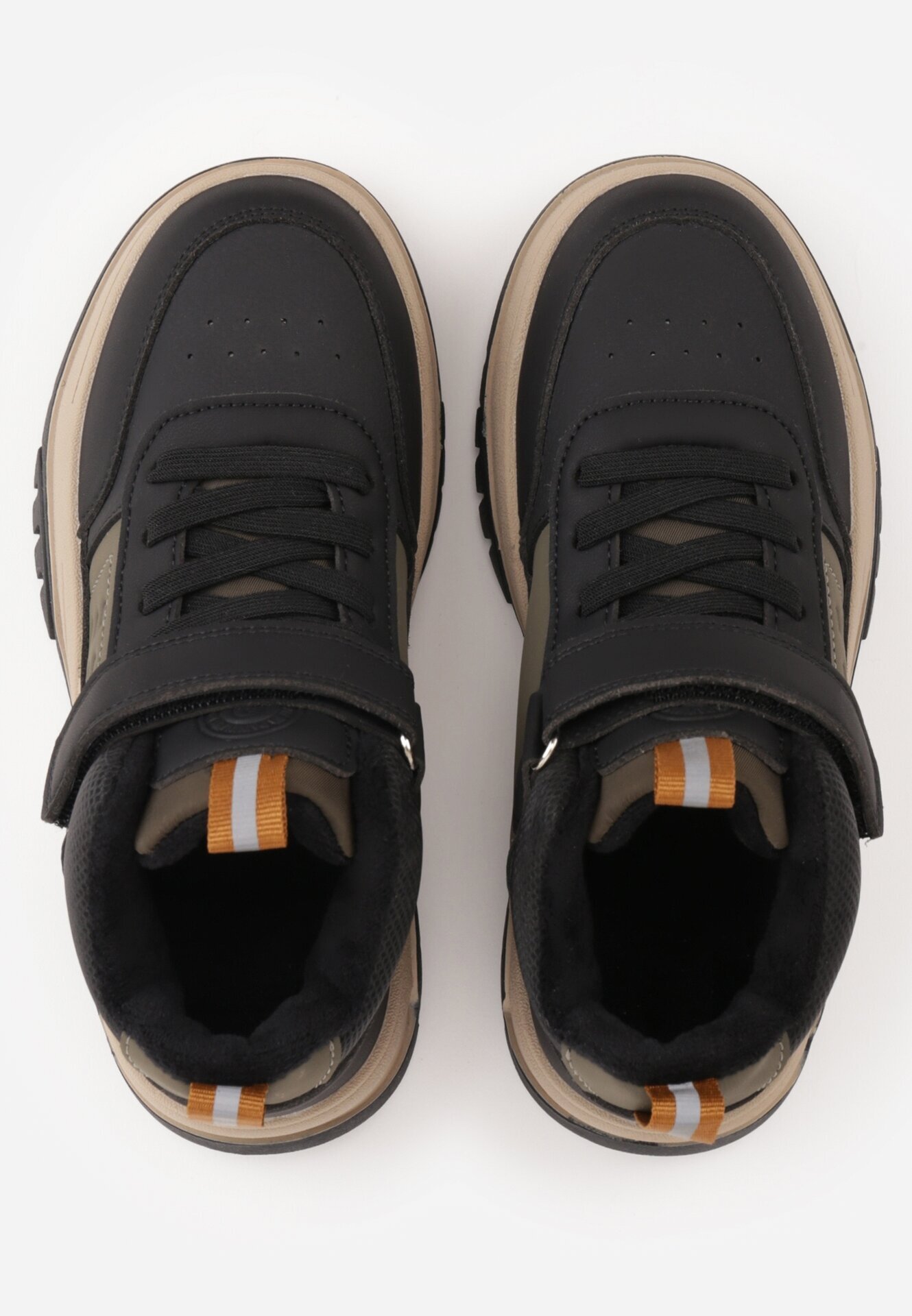 apawwa Pantofi sport din denim cu detaliu embosat decorativ pe laterală Bamatali Negri