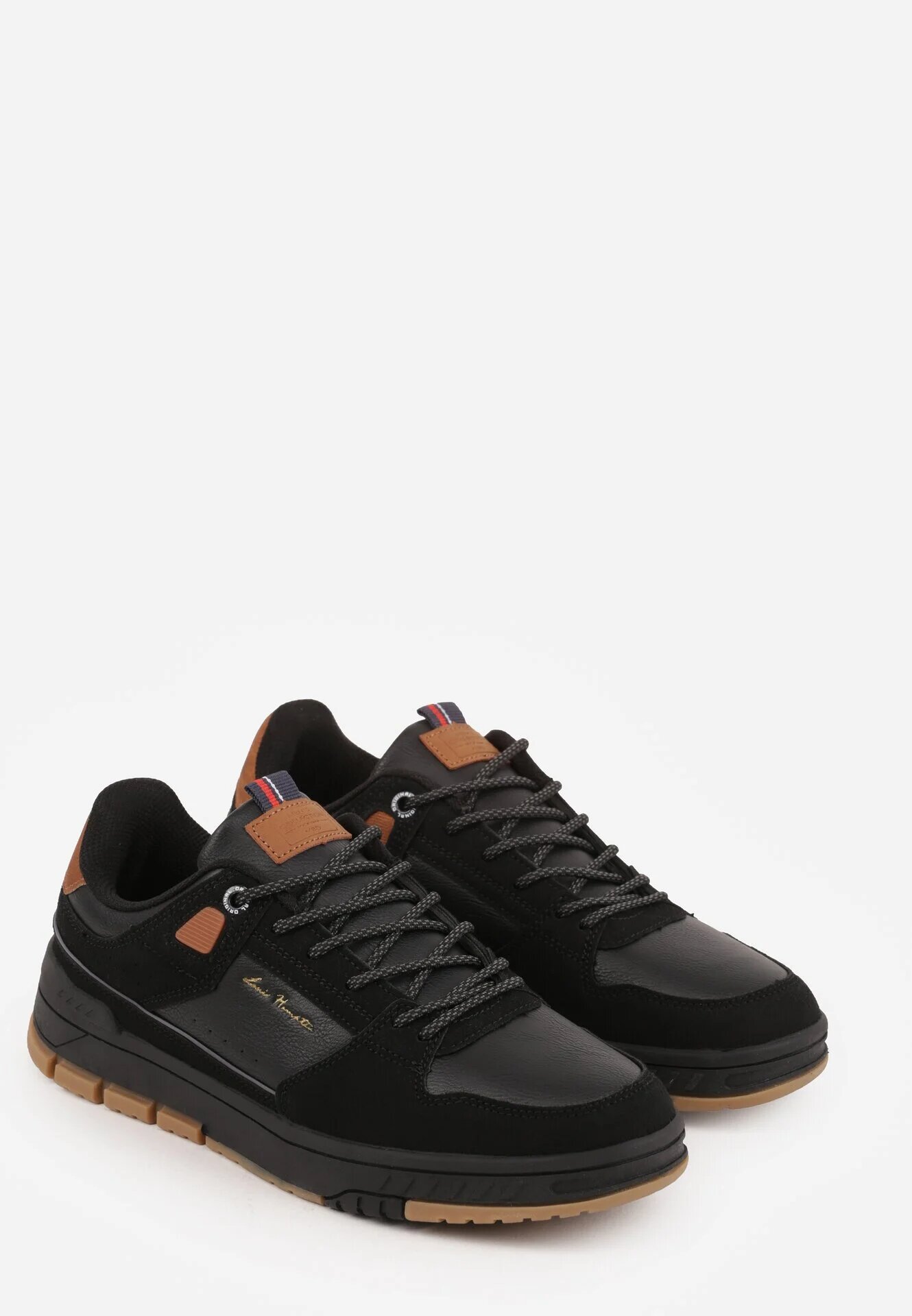 badoxx Pantofi sport negri Sneakers decorați cu embosare și inscripții Hermala