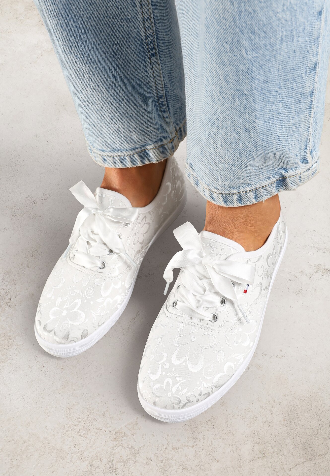 ballada Adidași Albi cu model floral Telanilisa