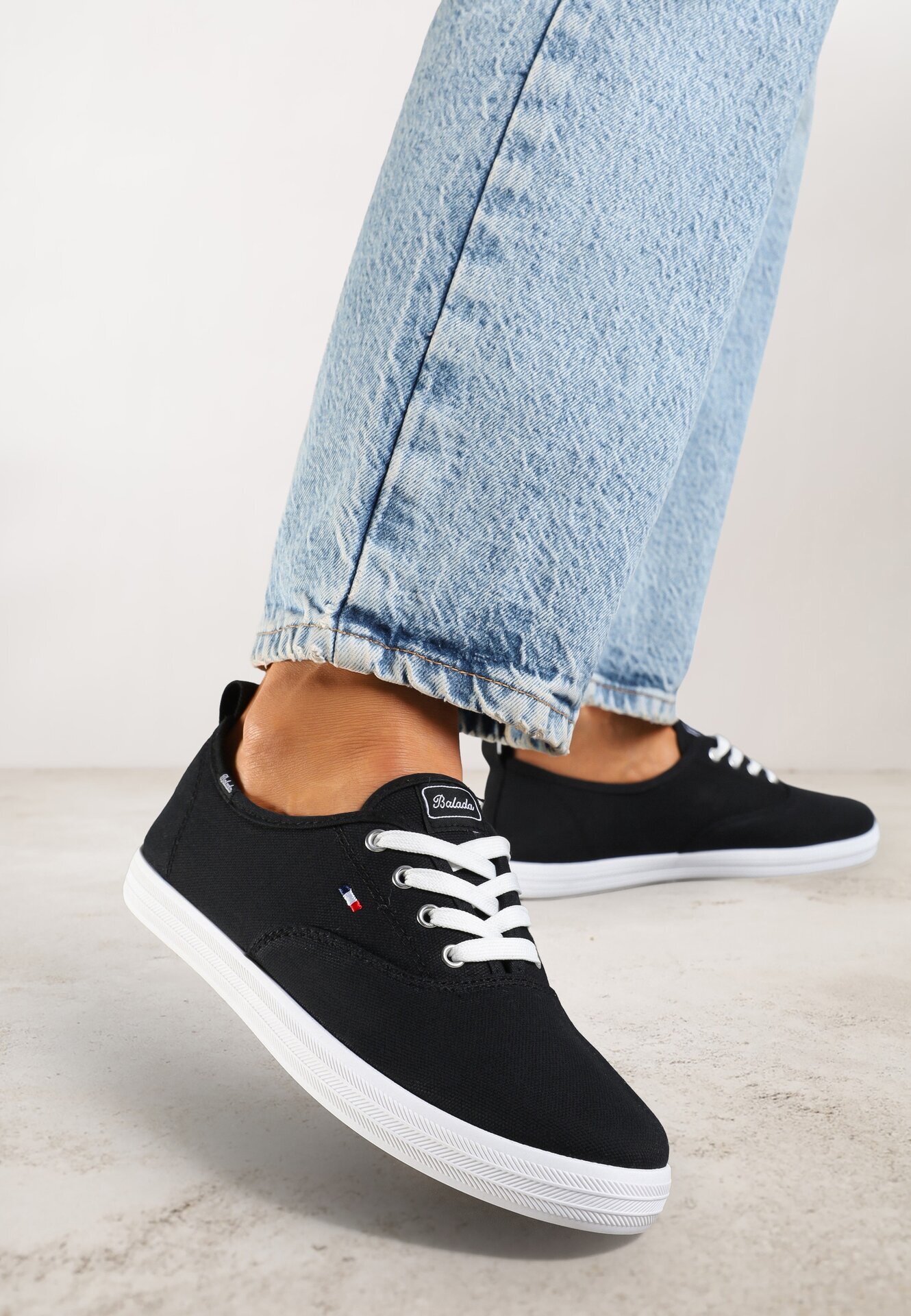 ballada Adidași negri Vices în stil clasic Telanisea