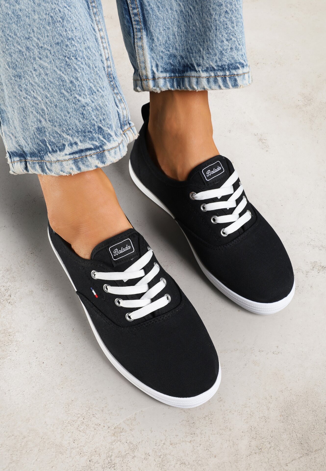ballada Adidași negri Vices în stil clasic Telanisea