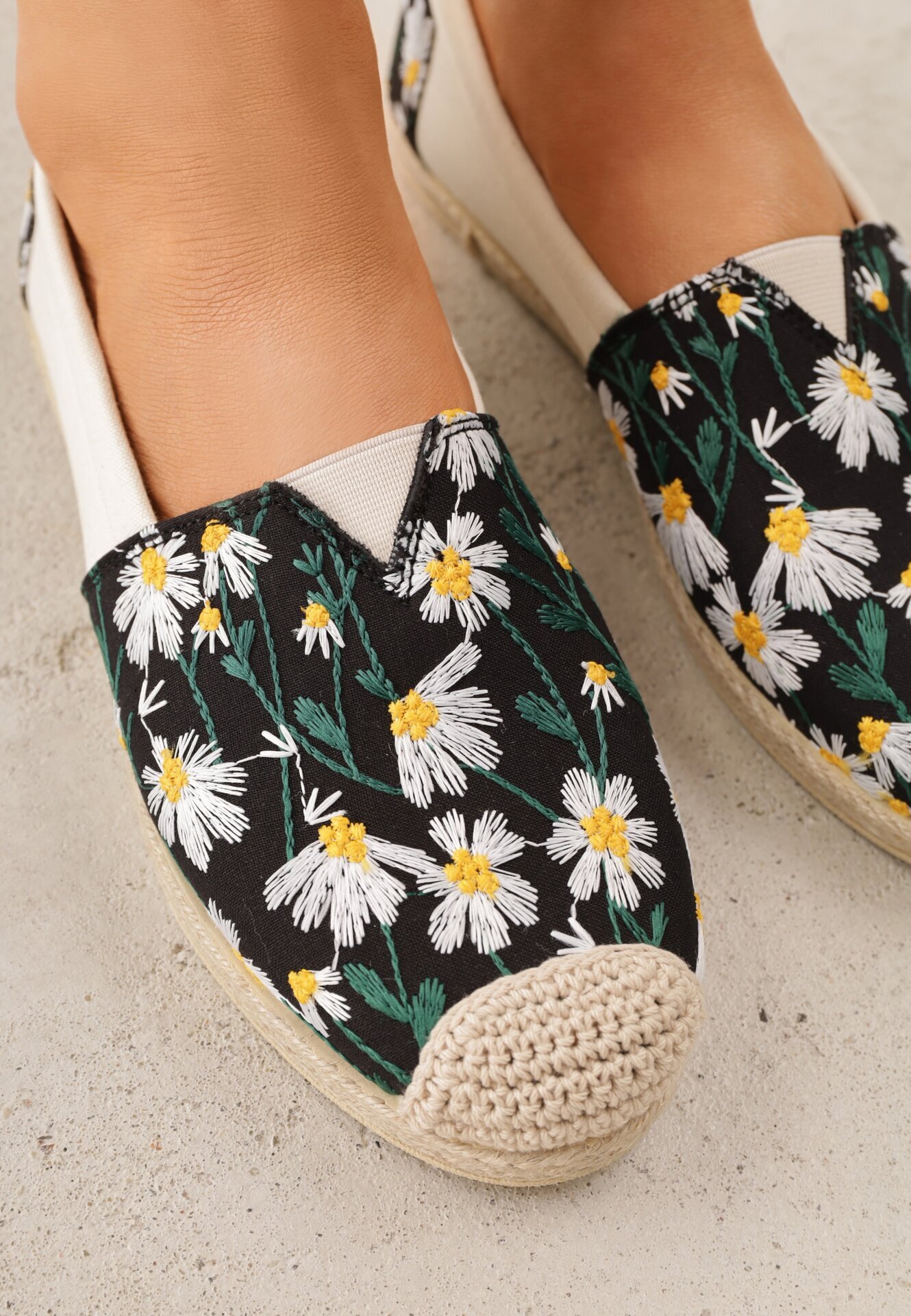 ballada Espadrile negre cu împletitură și broderie florală Alenara