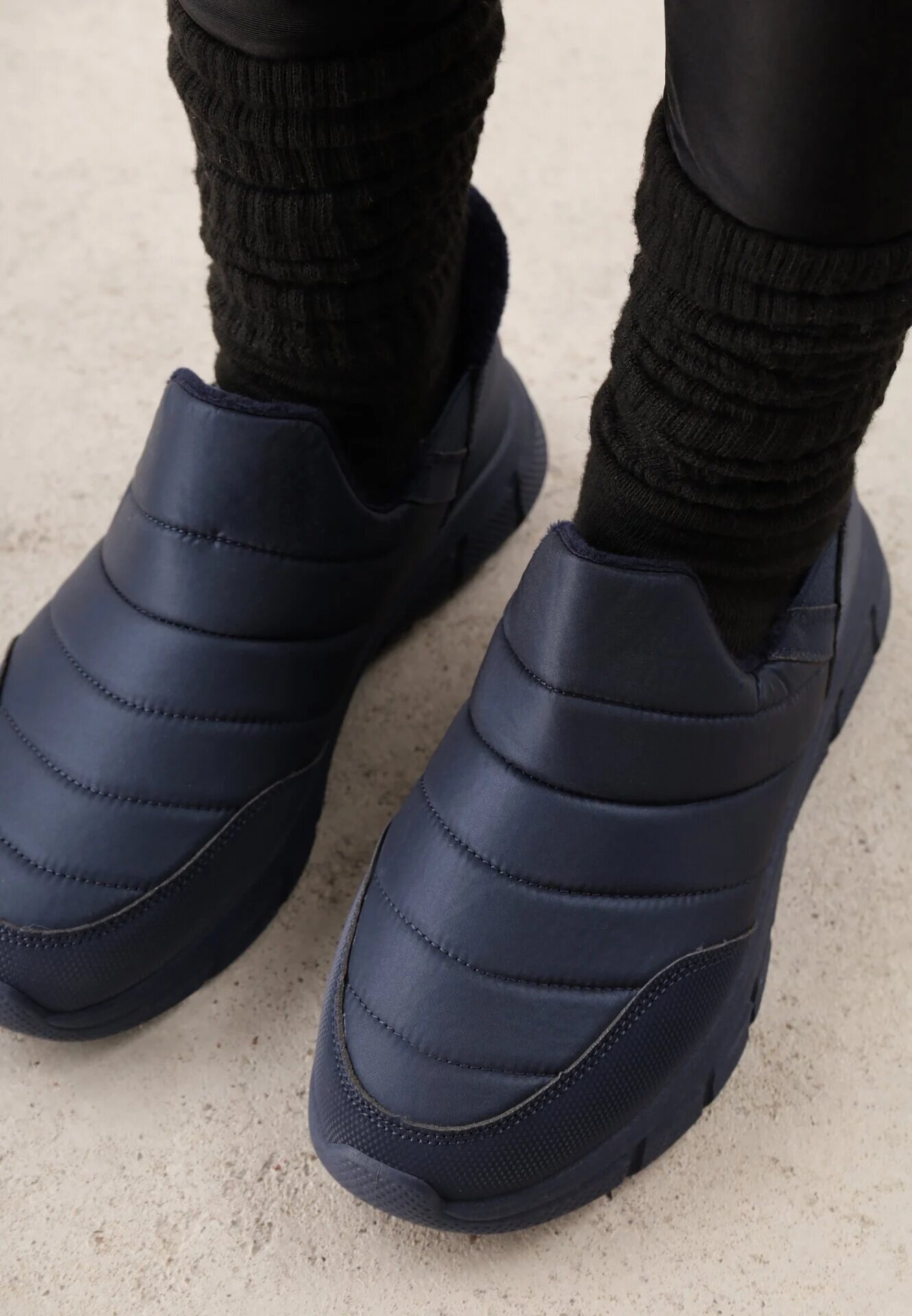 ballada Sneakers de iarnă bleumarin matlasate pe platformă groasă în relief Verta
