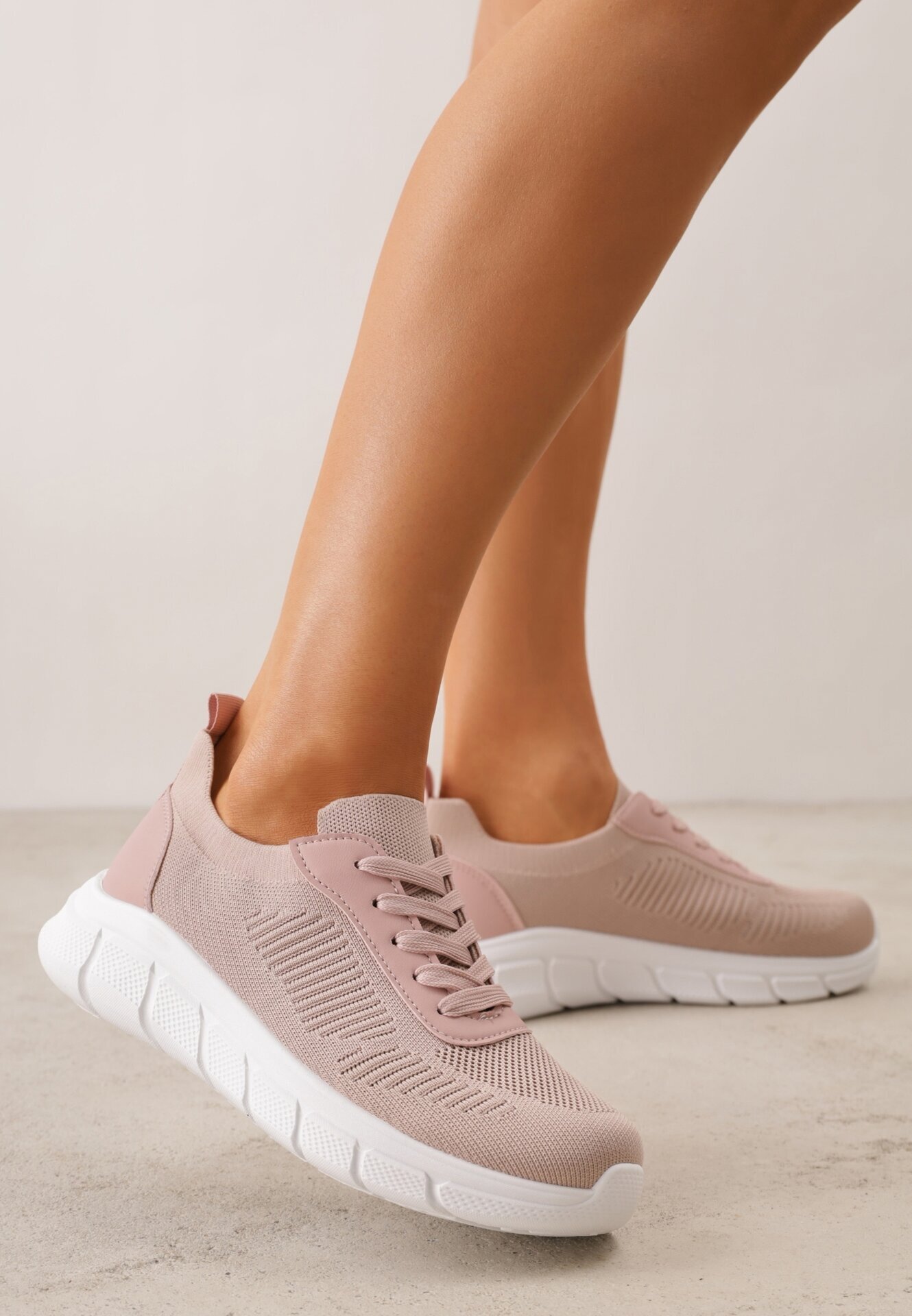 ballada Sneakers Roz