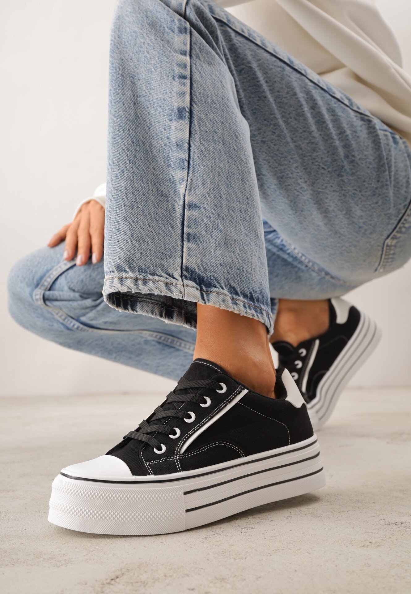 ballada Tenisi Clasici Negri cu Talpă Groasă Araenes