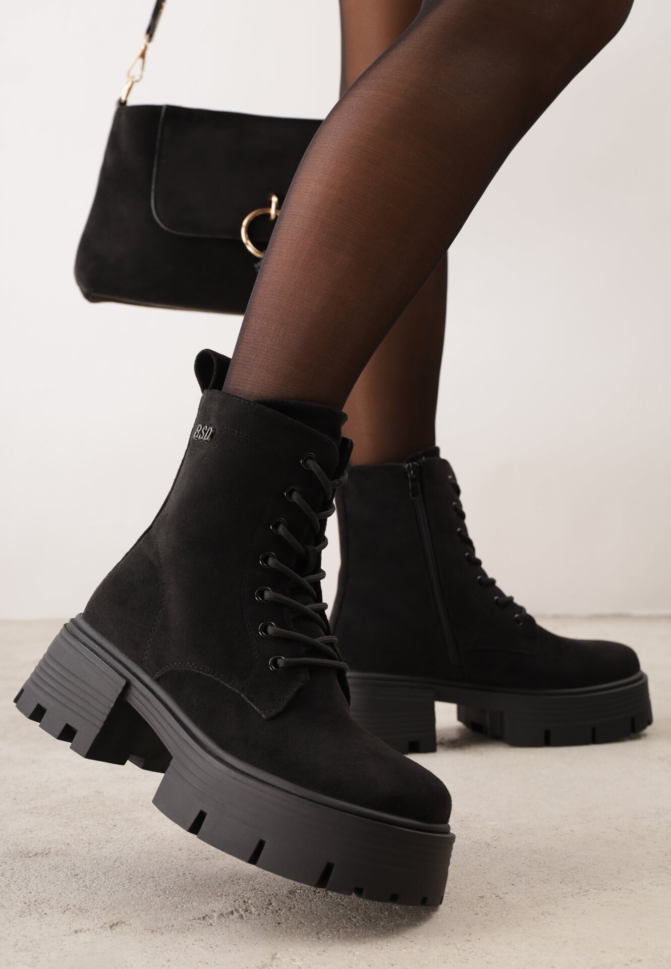basida Botine Negre
