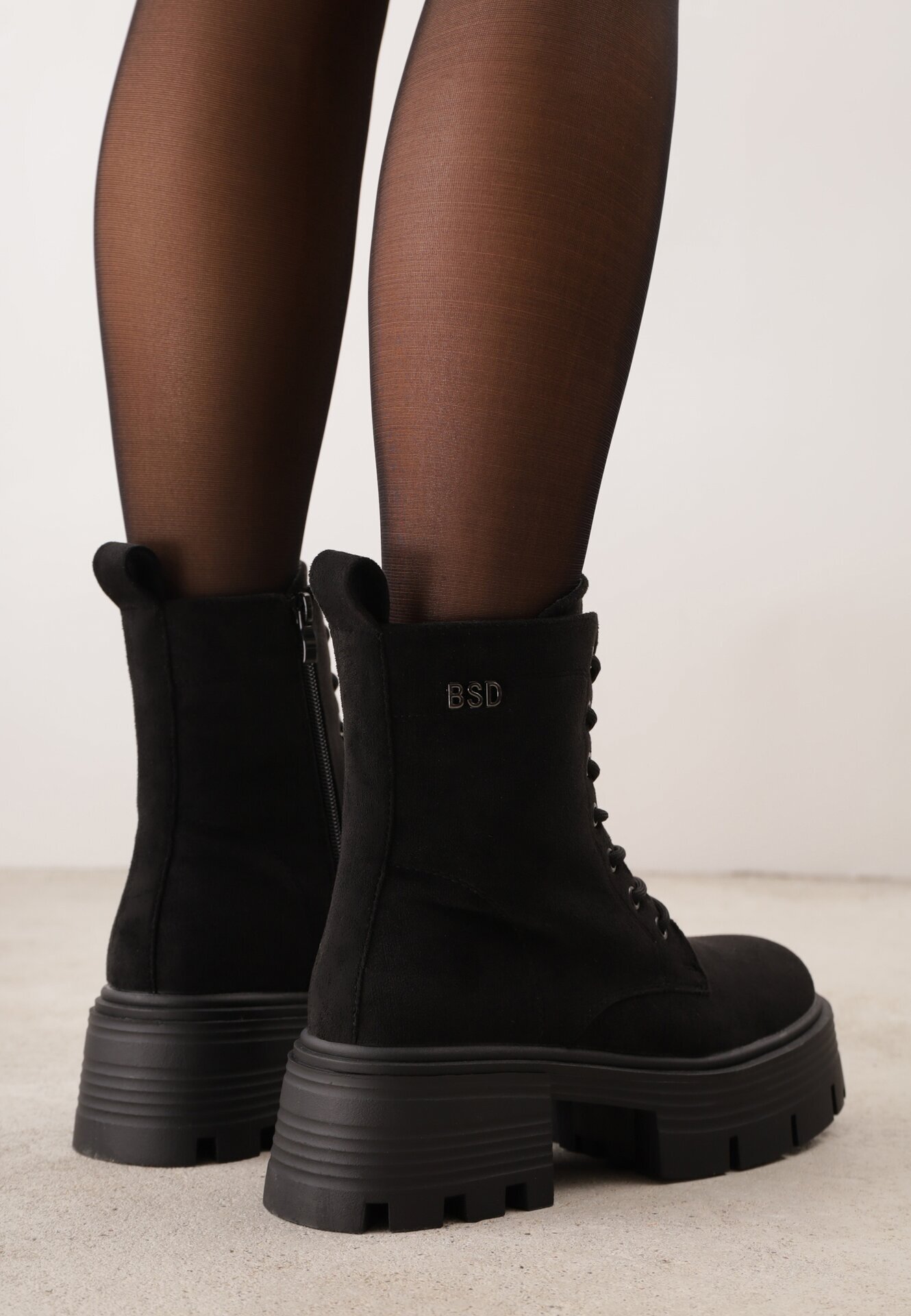 basida Botine Negre