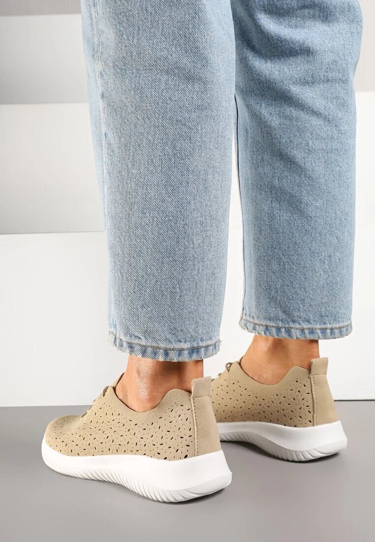 bellucci Sneakers Bej cu fața perforată Grellio