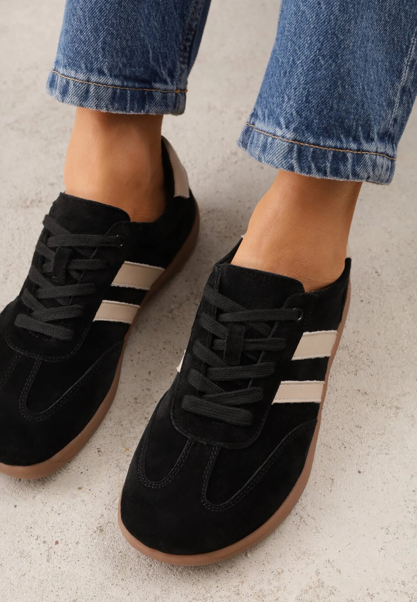 berrozio Sneakers din piele cu vârf lat în stilul pantofilor de tenis Zaye Negri