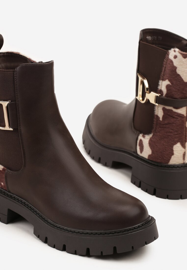 bestelle Botine Chelsea Maro cu imprimeu de vacă decorate cu aplicație elegantă Nalamesa