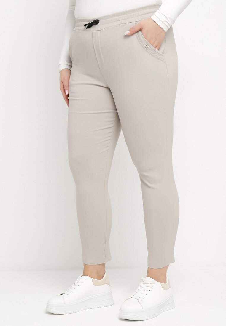 bh forever Pantaloni Bej deschis cu crac 7/8 și buzunare Gavotta