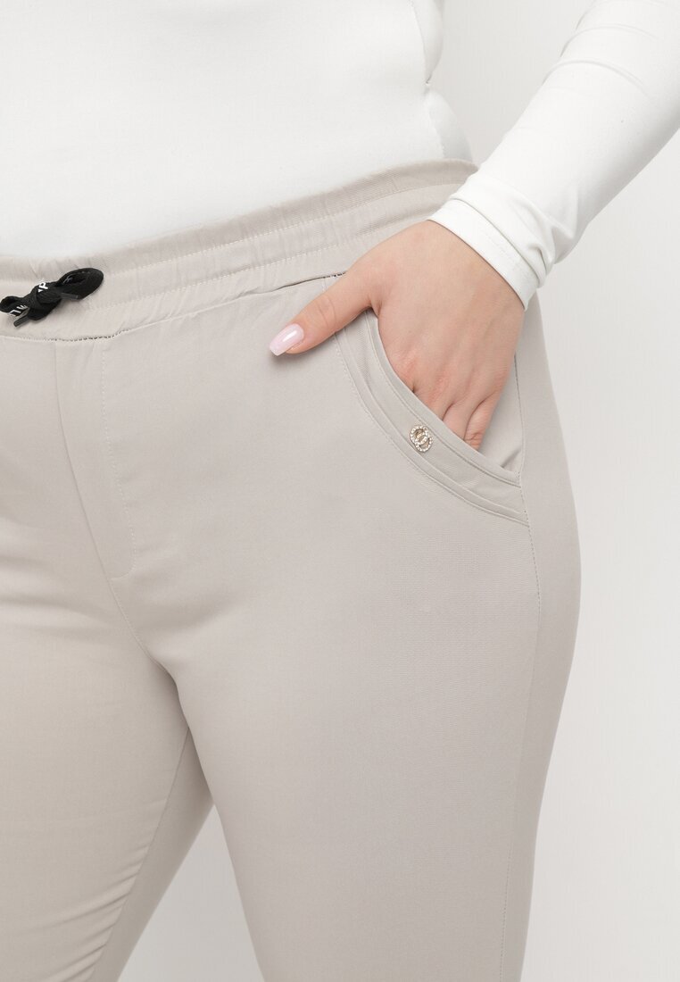 bh forever Pantaloni Bej deschis cu crac 7/8 și buzunare Gavotta