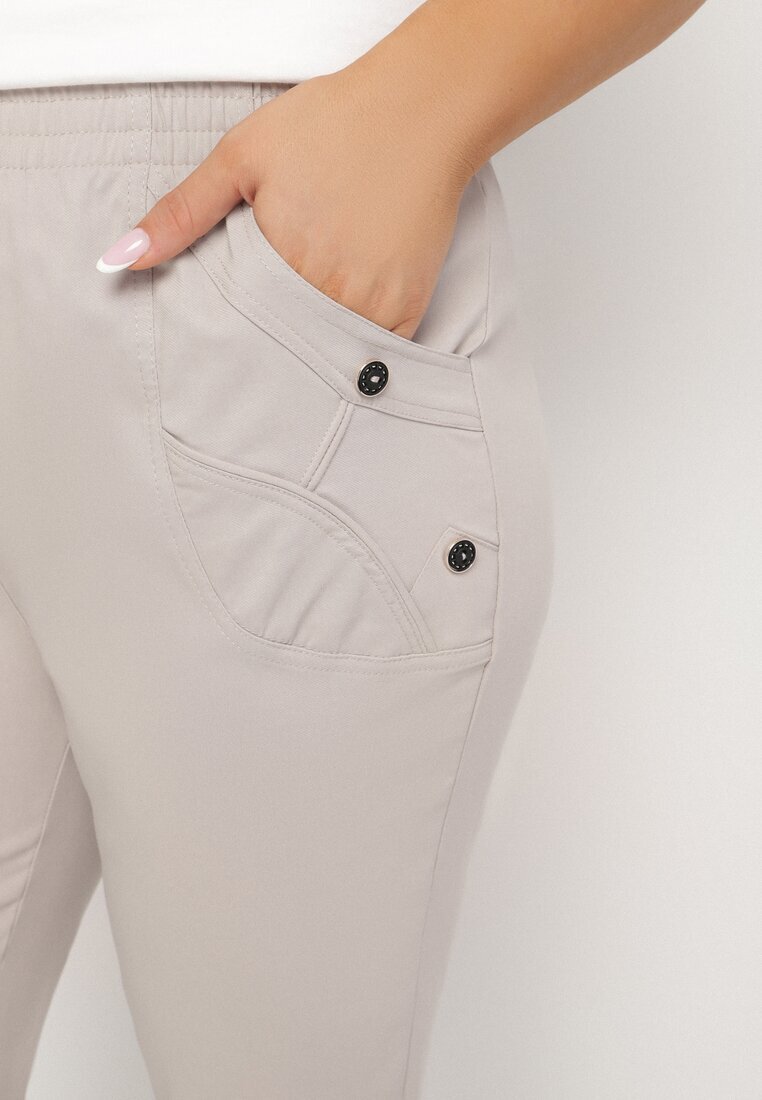 bh forever Pantaloni Bej deschis cu Vâscoză și Nasturi Decorativi Lireza