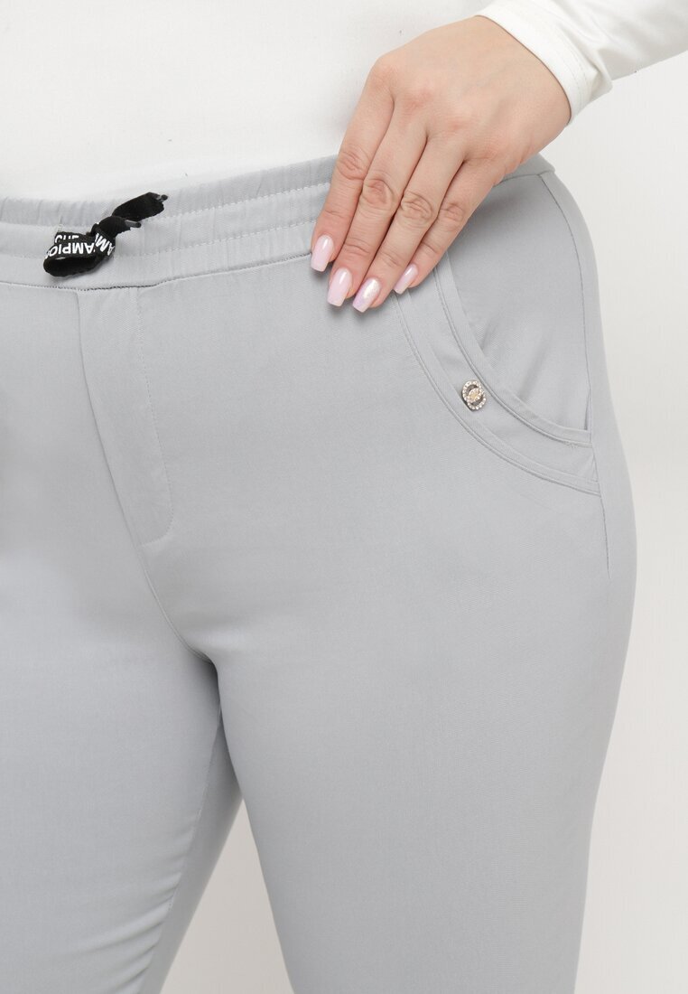 bh forever Pantaloni Gri deschis cu lungime 7/8 și Buzunare Gavotta