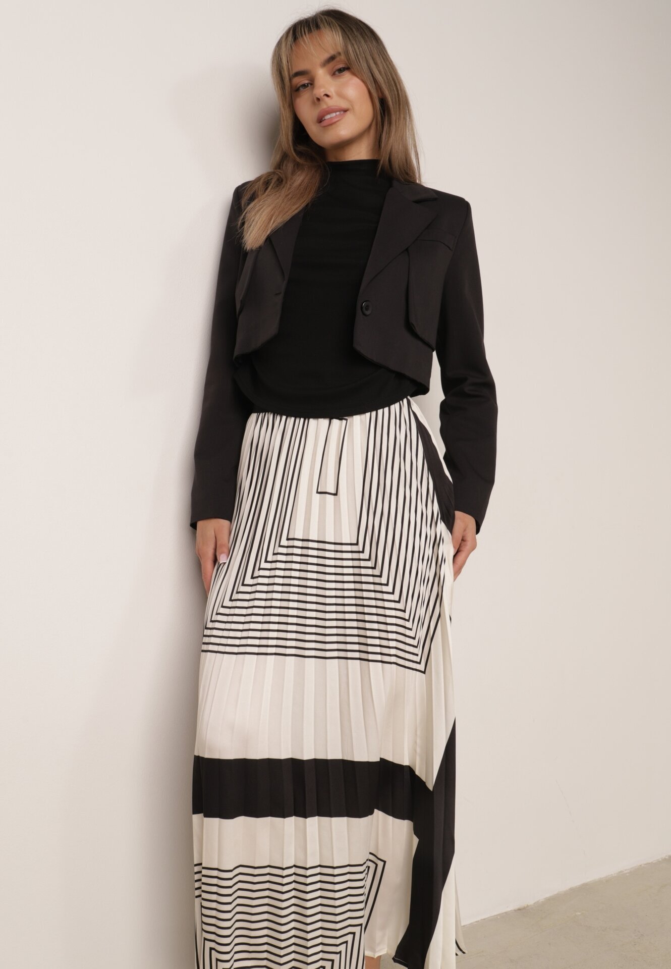 bisou's project Fustă Neagră cu Pliuri Delicate cu Elastic în Talie și Model Geometric Iolantha