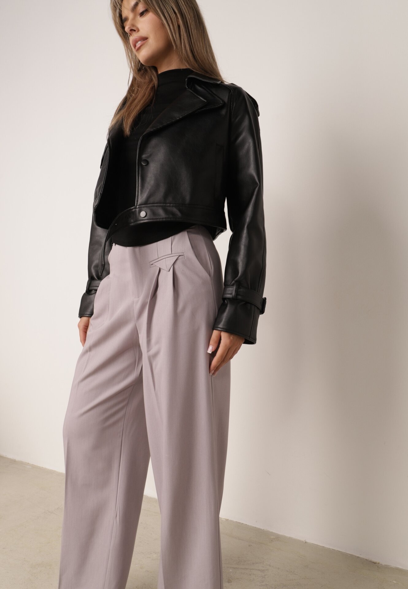 bisou's project Pantaloni Gri Eleganți de Costum cu Pliuri Illthai