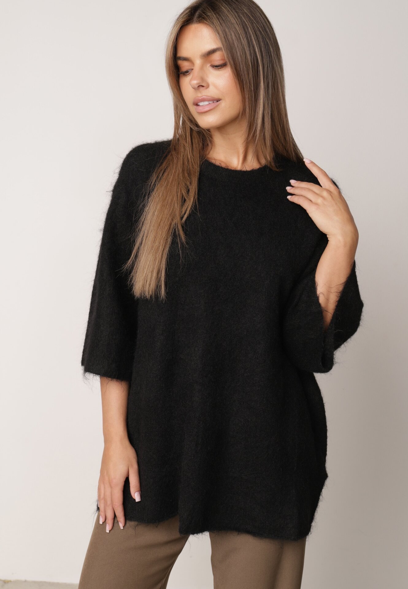 bisou's project Pulover oversize cu adaos de lână și finisaj neprelucrat Oriada Negru