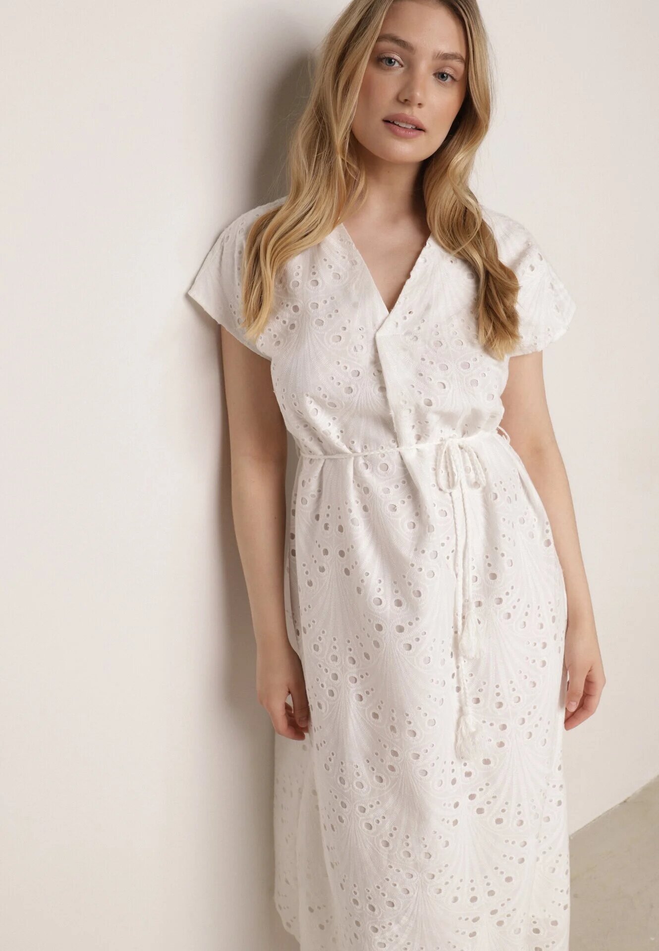 bisou's project Rochie Albă din Bumbac Decorată cu Broderie cu Mânecă Scurtă și Curea din Material Dimisha