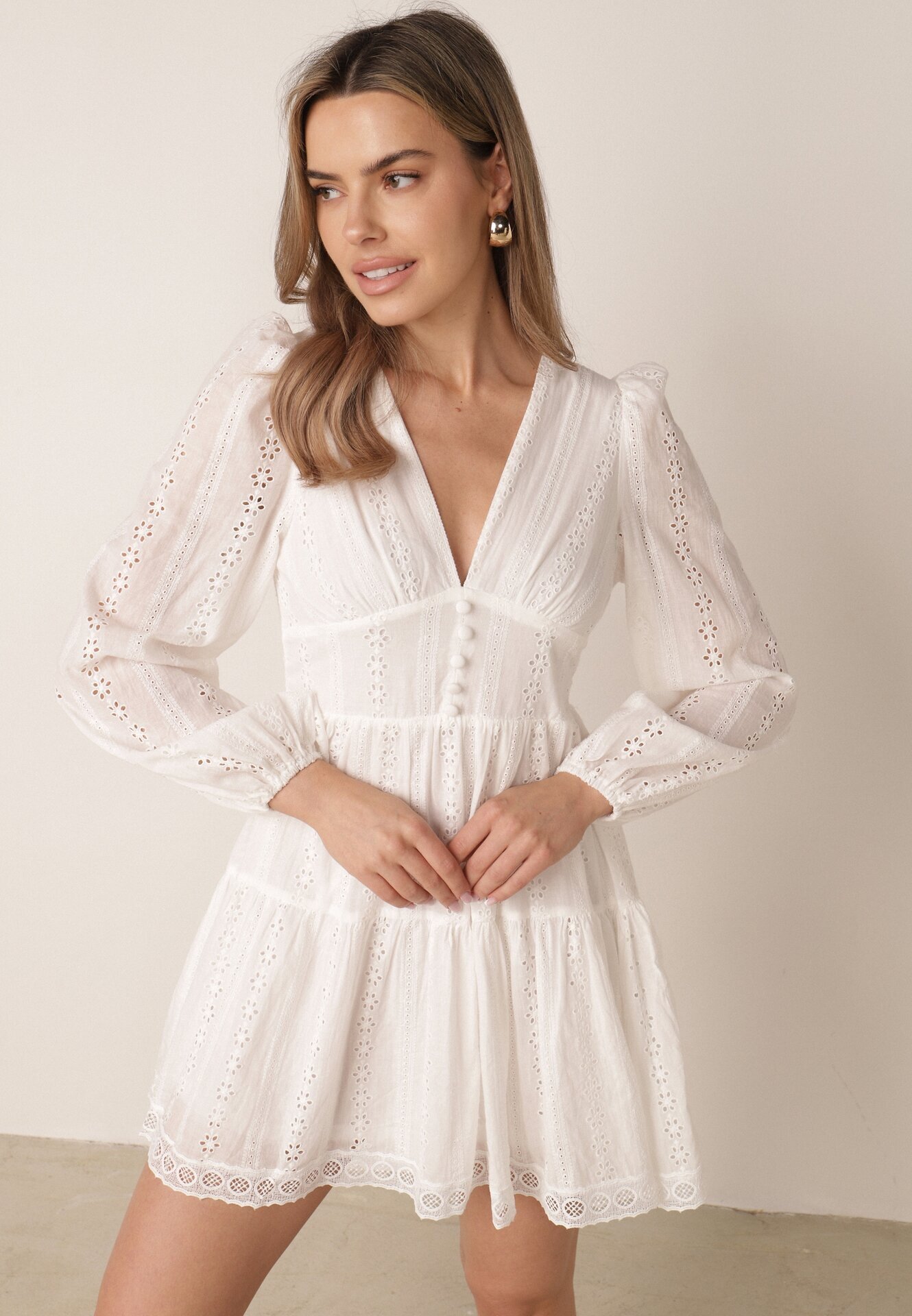 bisou's project Rochie Albă Merirah
