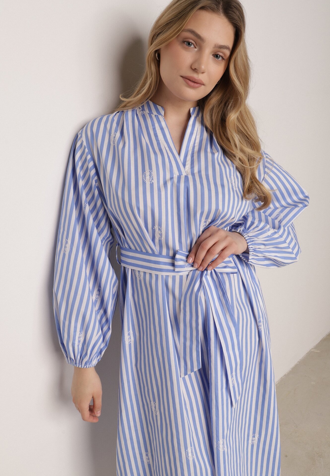 bisou's project Rochie Albastră Tip Cutie din Bumbac Decorată cu Broderie și Curea de Legat Nahssa
