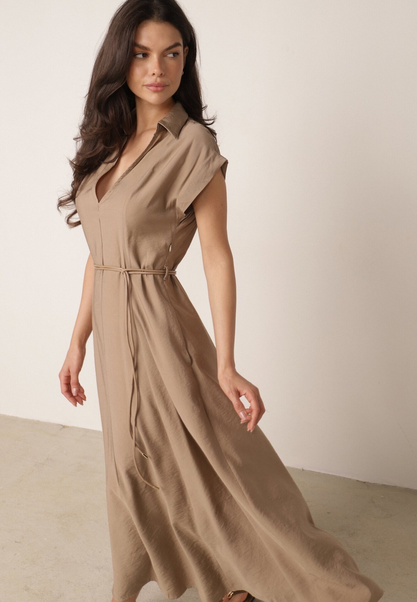 bisou's project Rochie Bej