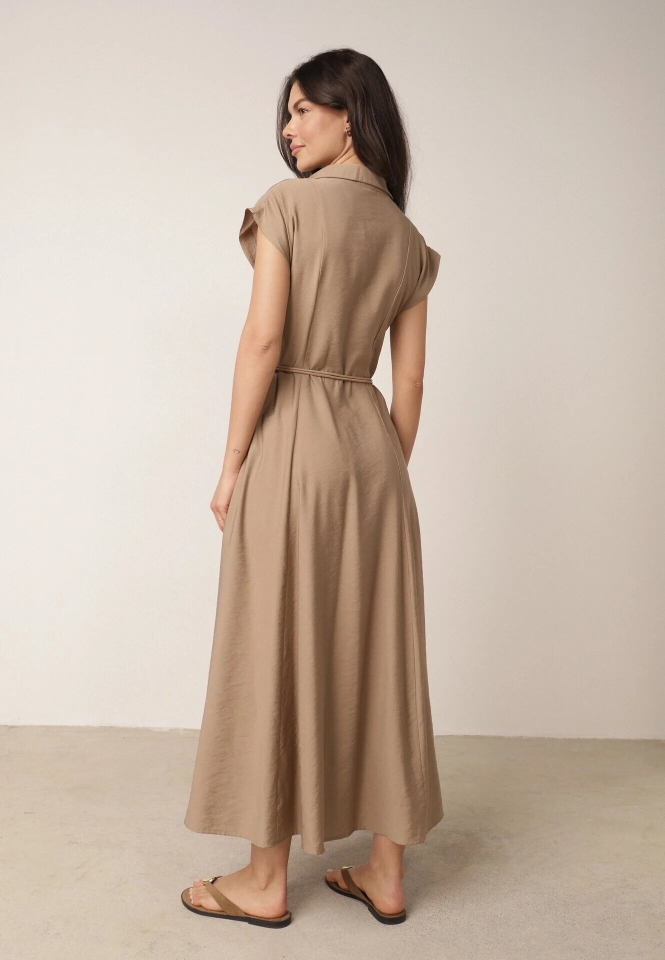 bisou's project Rochie Bej