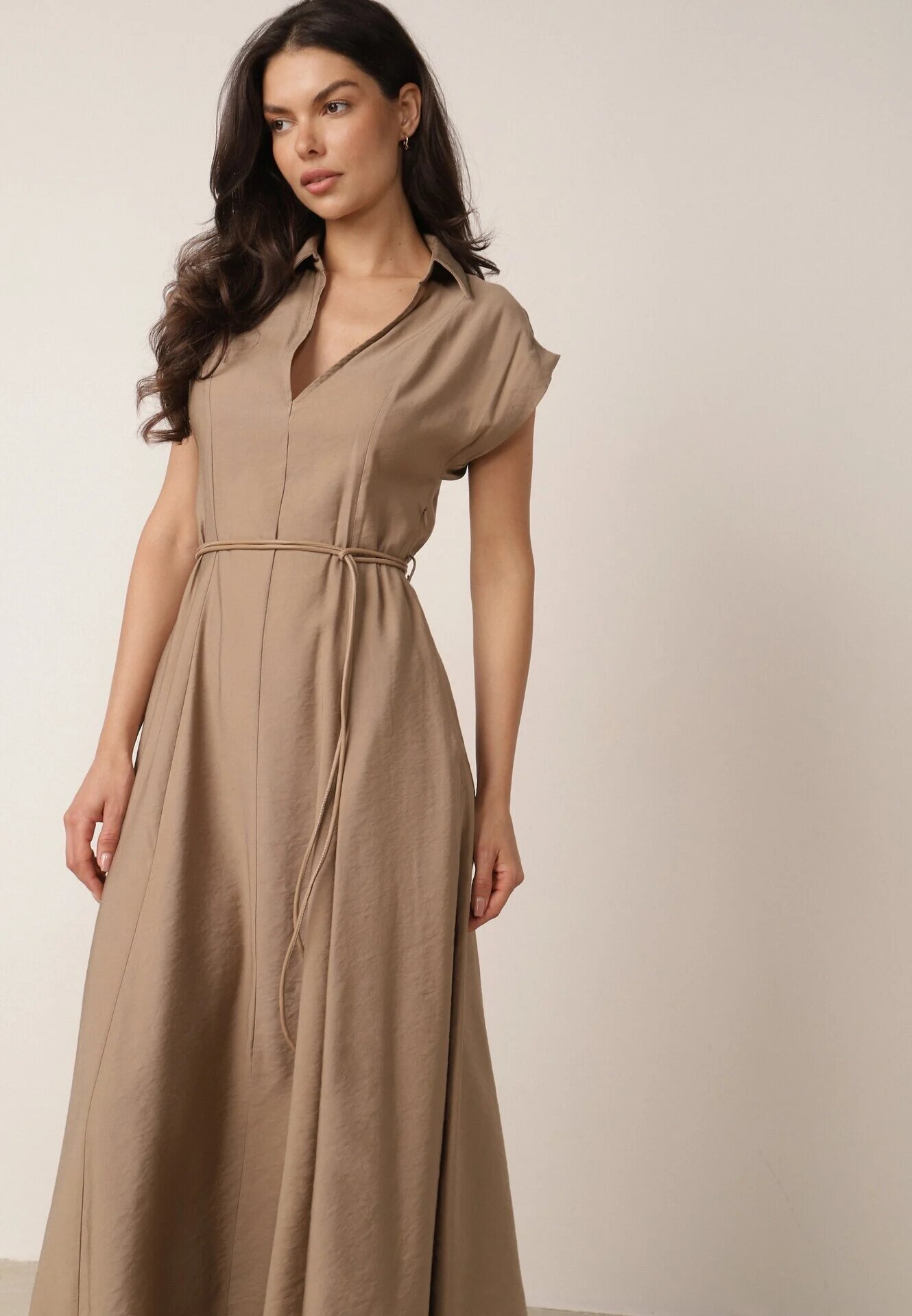 bisou's project Rochie Bej