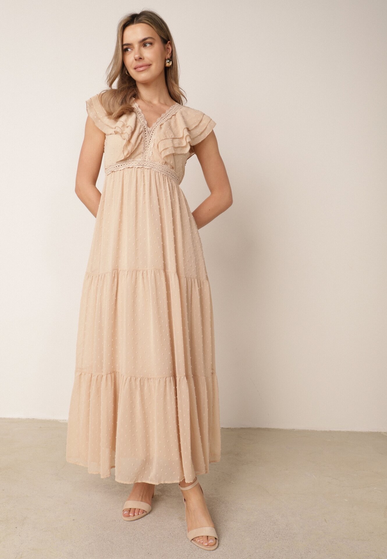 bisou's project Rochie Bej