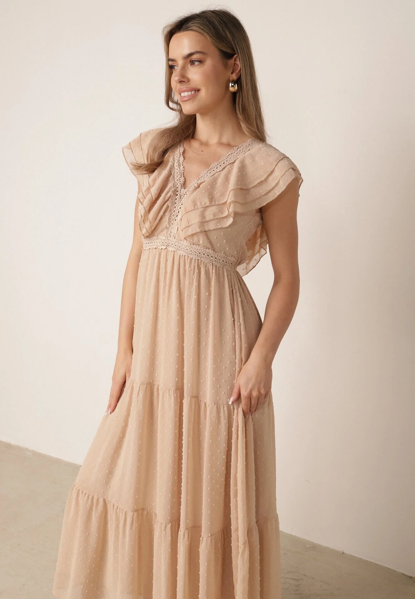 bisou's project Rochie Bej