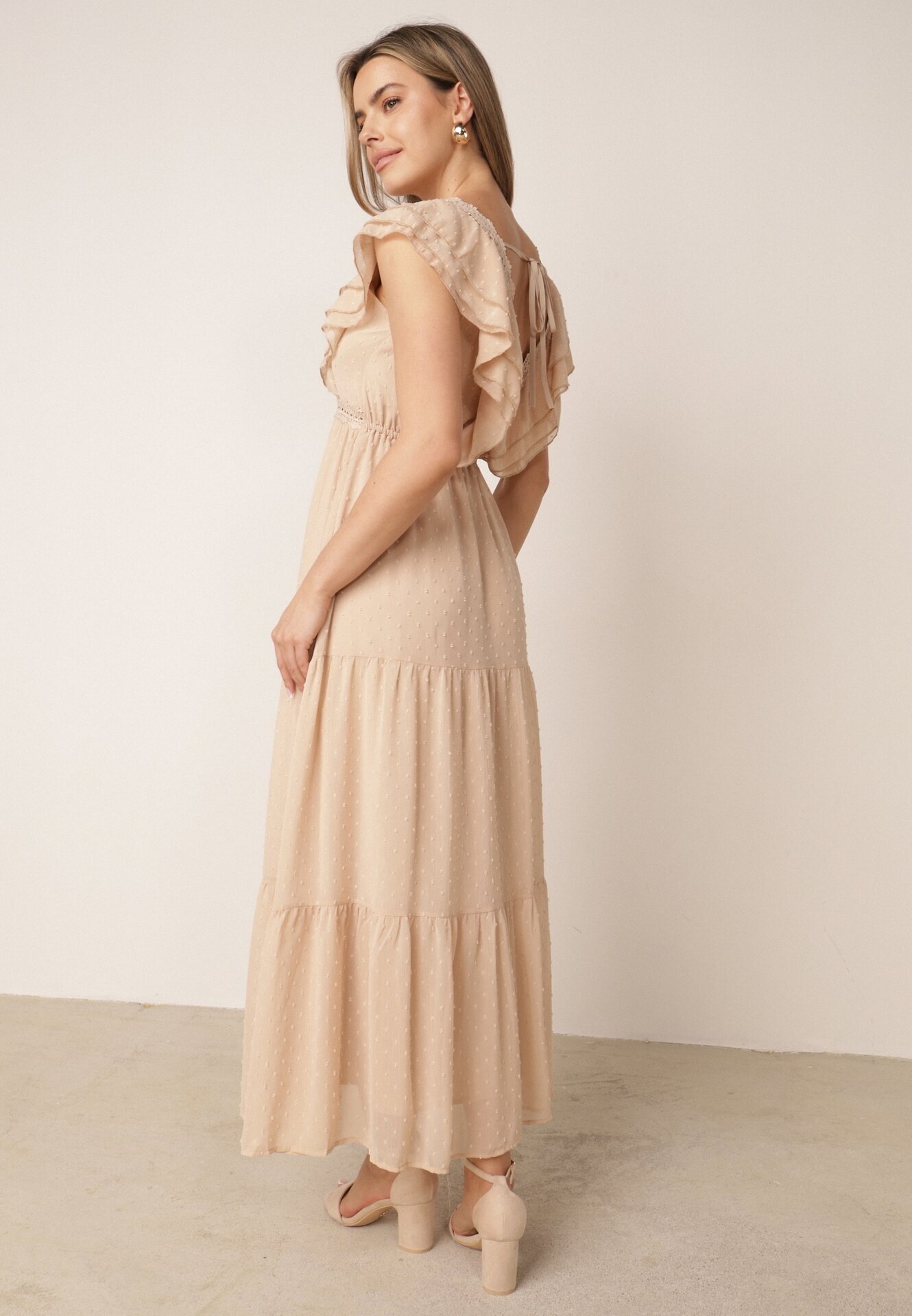 bisou's project Rochie Bej