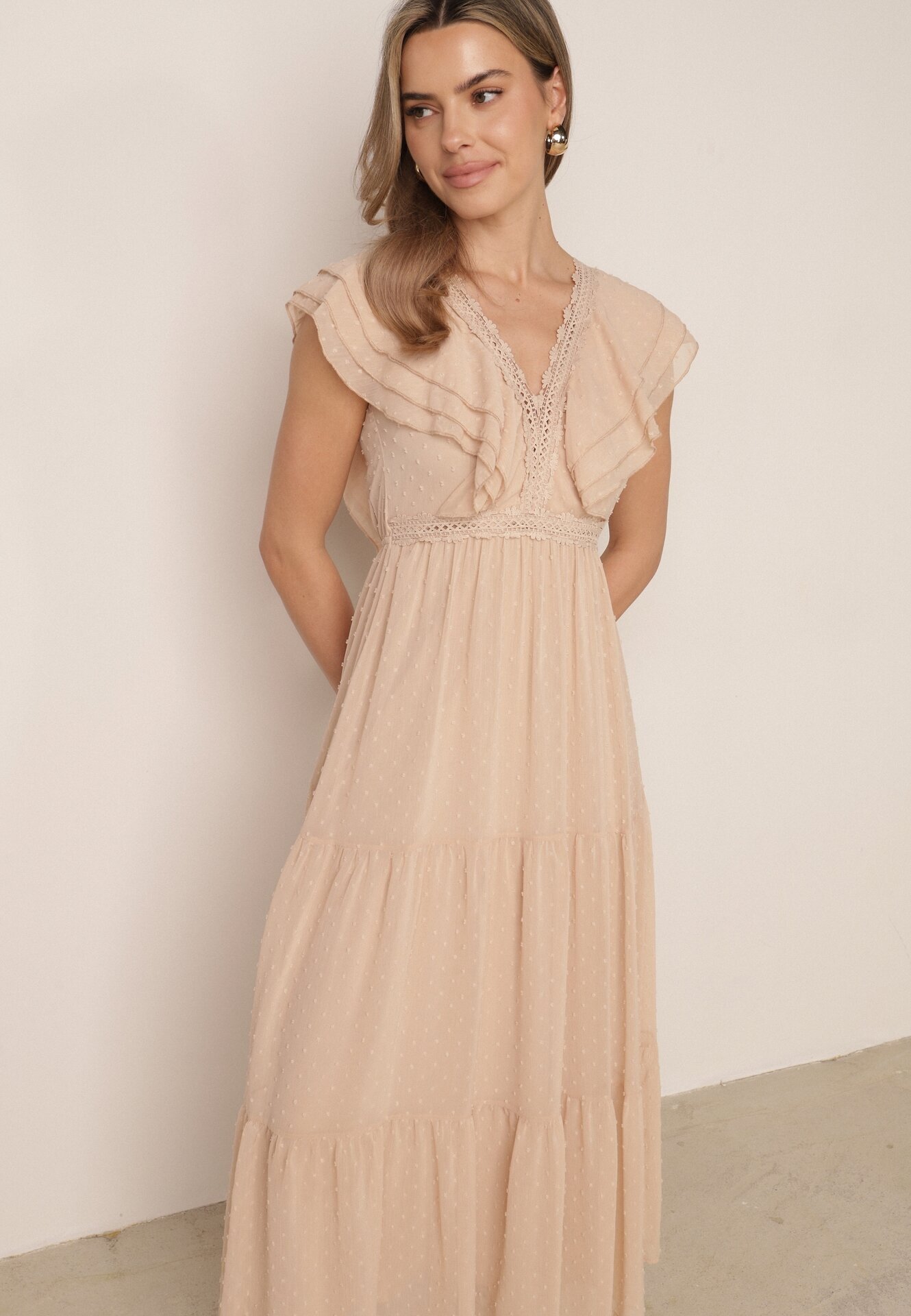 bisou's project Rochie Bej