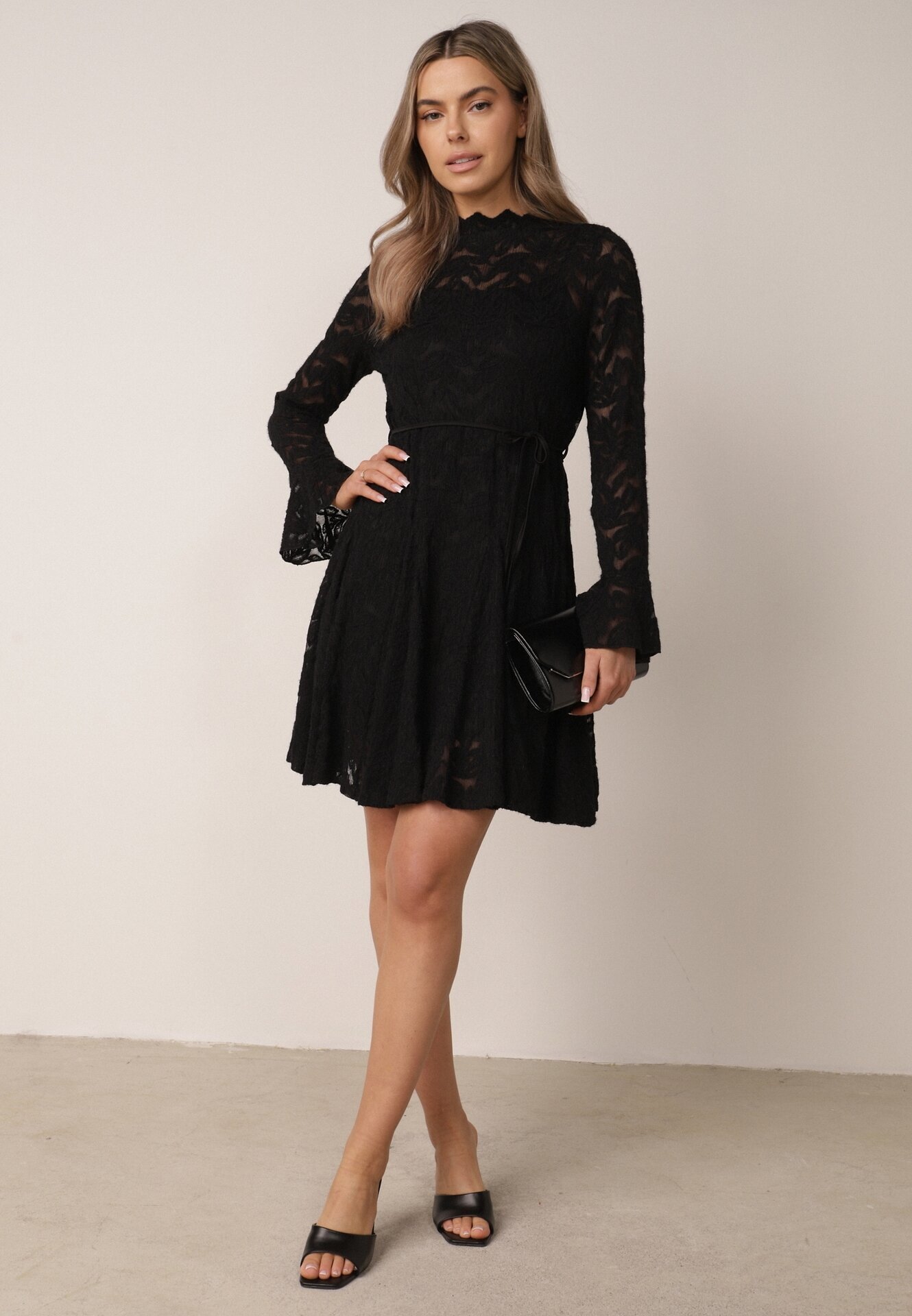bisou's project Rochie Neagră