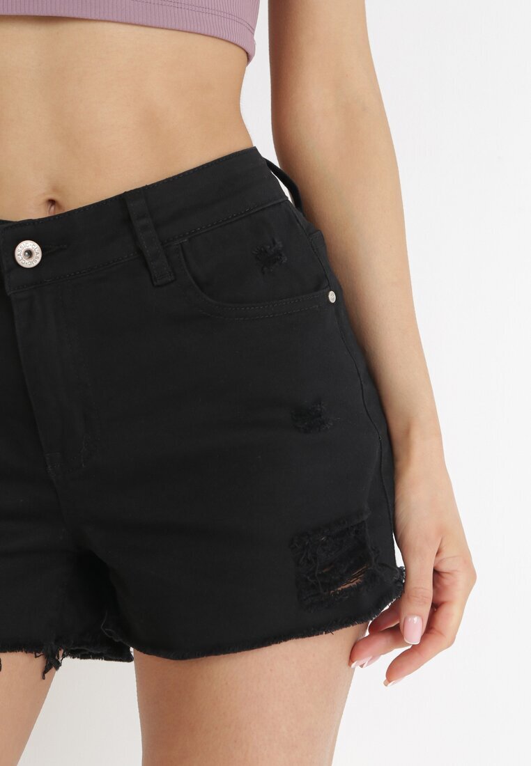 black&fish Pantaloni scurți Negri