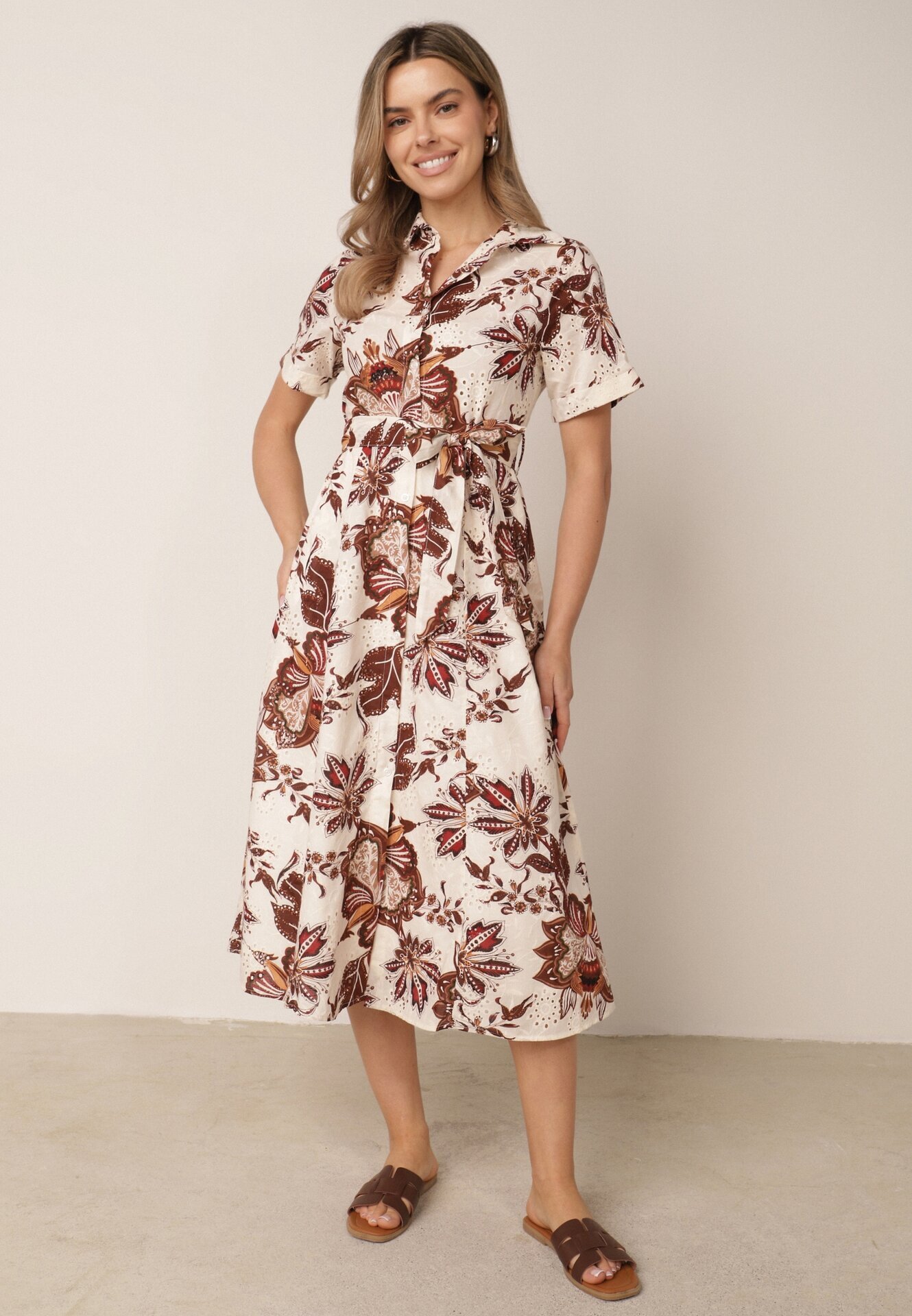 bludeise Rochie-cămașă din țesătură de bumbac cu broderie cu model floral Karicea Maro