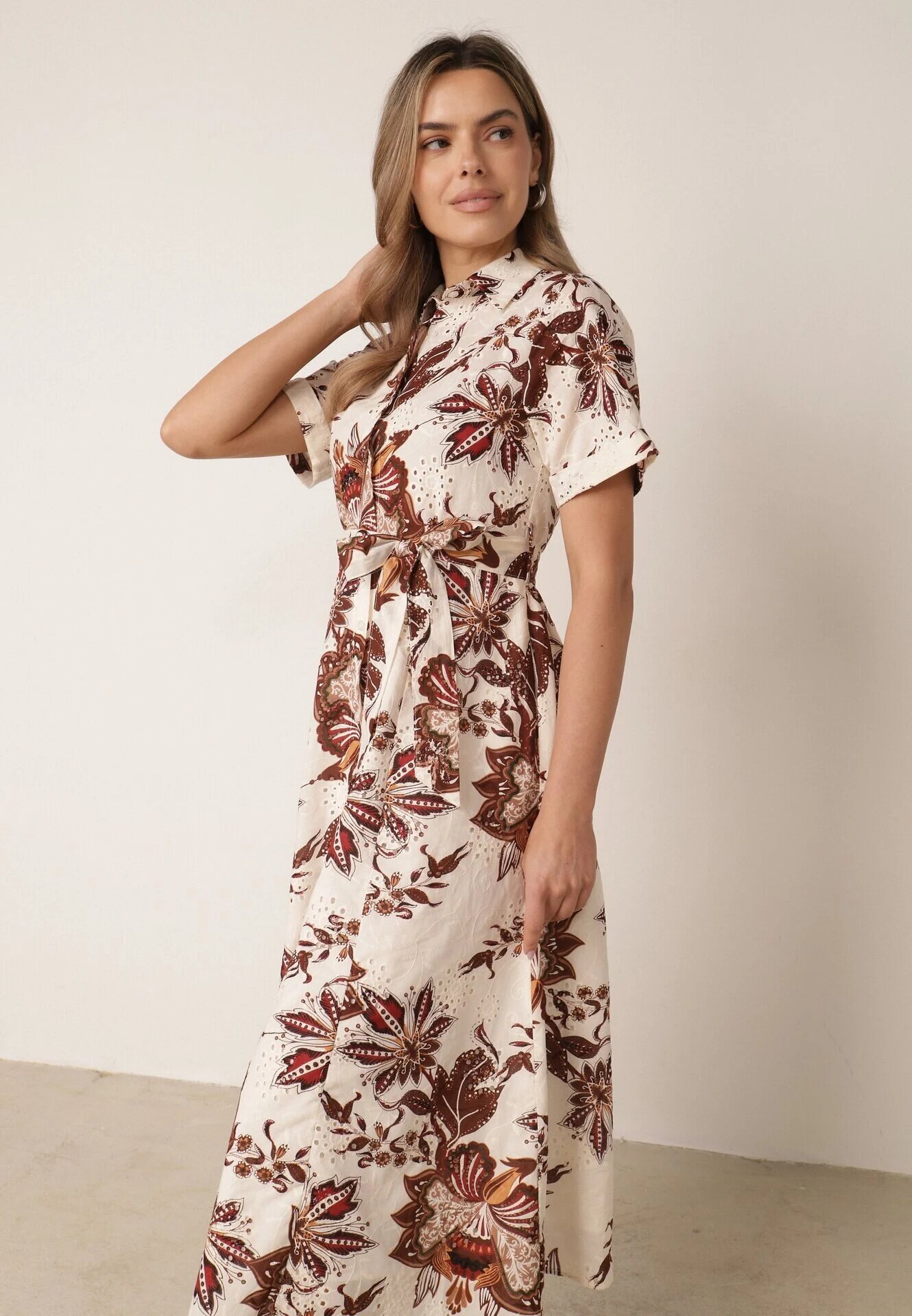 bludeise Rochie-cămașă din țesătură de bumbac cu broderie cu model floral Karicea Maro